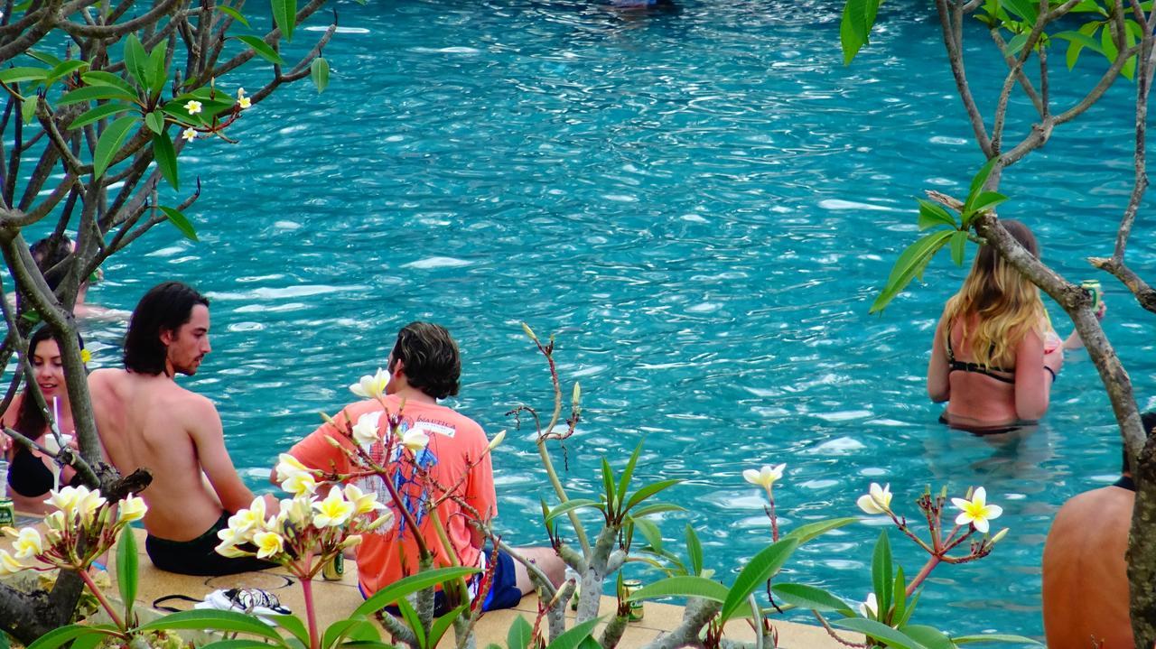 Pp Charlie Beach Resort Phi Phi Don Exterior foto