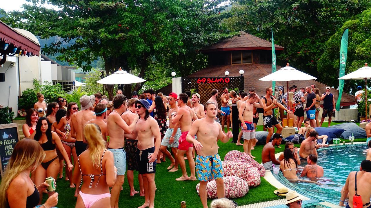 Pp Charlie Beach Resort Phi Phi Don Exterior foto