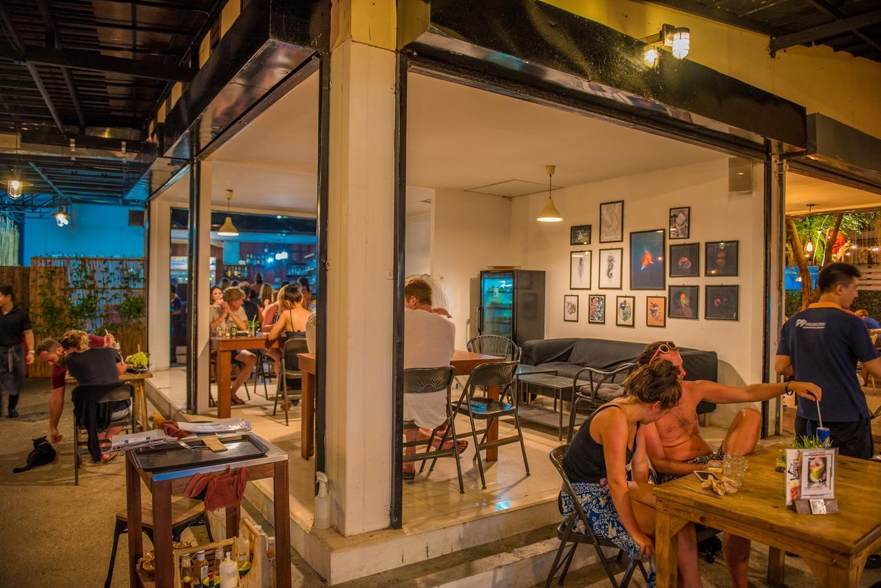 Pp Charlie Beach Resort Phi Phi Don Exterior foto
