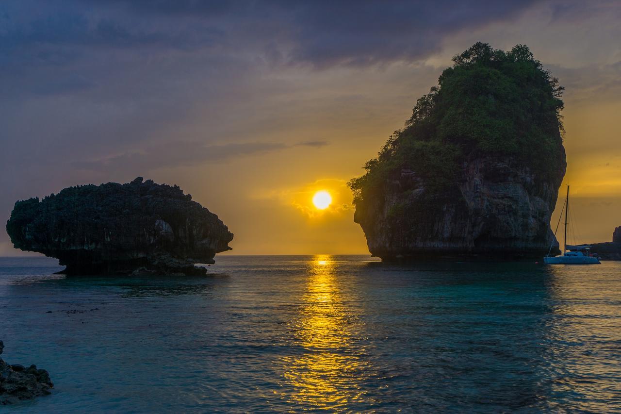 Pp Charlie Beach Resort Phi Phi Don Exterior foto